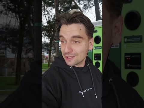 Piotr Latała - Stand-up Short (107s)