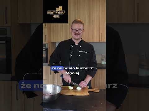 Pieczone talarki z ziemniaków z kiełbasą