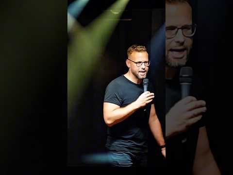STAND UP - ROZMOWA Z PUBLIKĄ