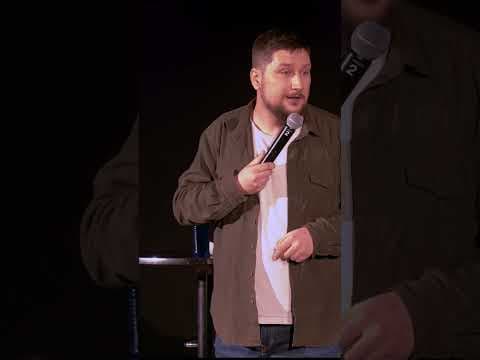 Jak zdenerwować dziewczynę jednym zakupem [Piotr Splin stand-up]