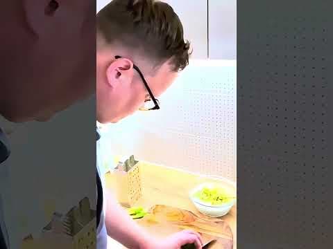 Stary filmik ale przepis może się przydać w te ciepłe dni.