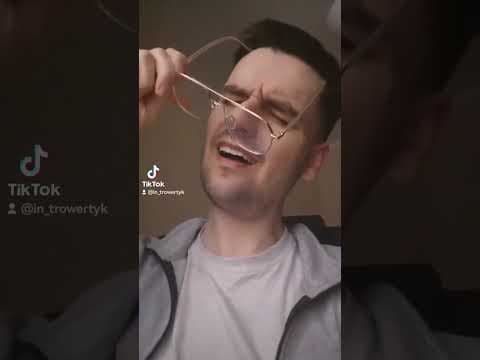 Piotr Latała - Stand-up Short (56s)