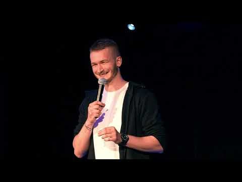 Kuba Dąbrowski - Mało znany (Stand-up) (Fragment programu „Wiejska Gwiazda”) (2021)
