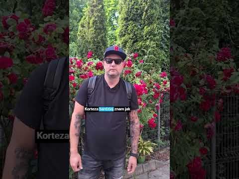 Mariusz Dąbrowski ma głos jak Kortez