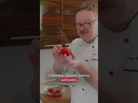 Jak obierać pomidory