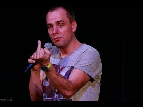Tomasz Nowaczyk przewidział pomnik papieża w kajaku | Żarty z Kosza