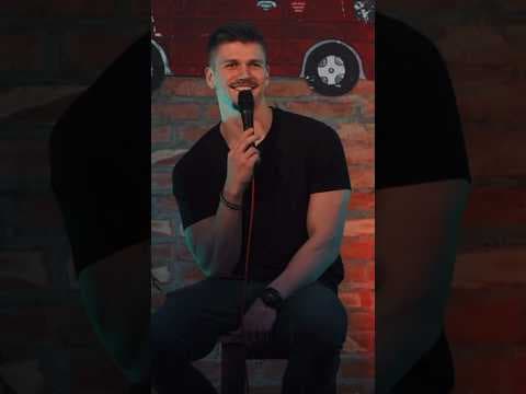 Roman Kostelecki - Stand-up Short (31s)