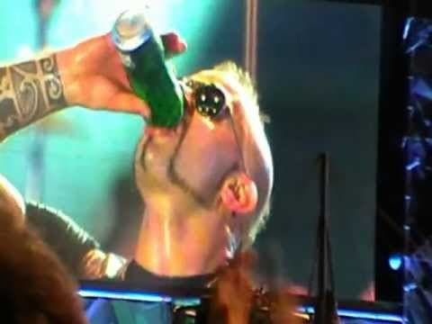 Przystanek Woodstock 2012-Sabaton -piwko wokalisty :)