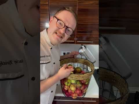 Kucharz Maciej - Szarlotka na szybko