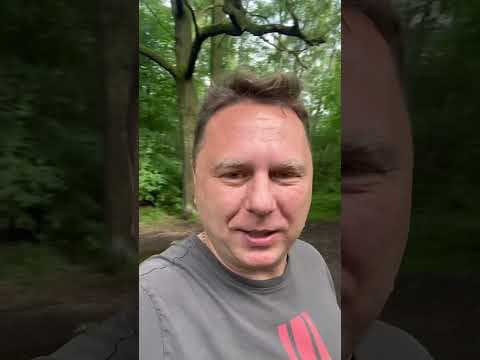 Bartosz Gajda: Polecie, Twójstary, Ciekawostka
