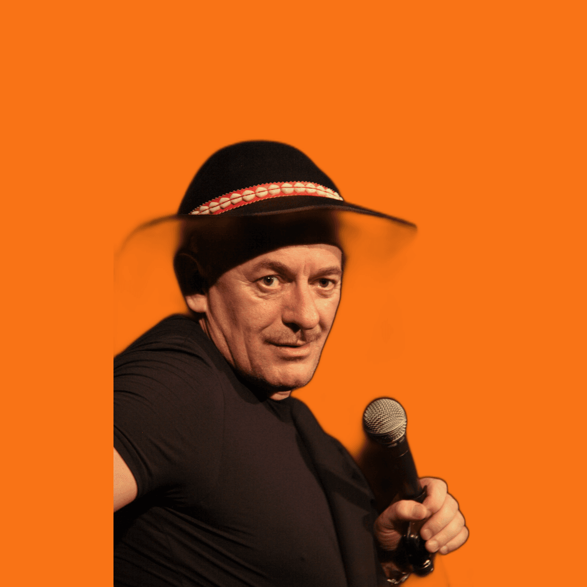 Marcin Daniec - stand-up komik, zdjęcie profilowe