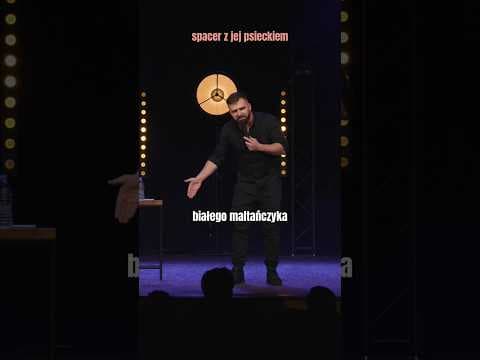 spacer z jej psieckiem