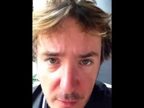 Dylan Moran zaprasza na występ w Warszawie 09.10.13