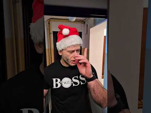 Gdy Mikołaj podjeżdża Oplem, wiadomo jedno: będzie konkretnie i bez zbędnego owijania w kokardki.