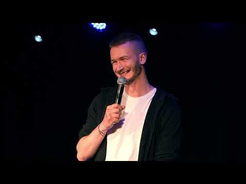 KUBA DĄBROWSKI - 12 sekund (Stand-up) (Fragment programu „Wiejska Gwiazda”) (2021)