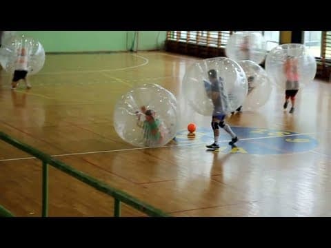 Bubble Football Haluny Van Bendlera
