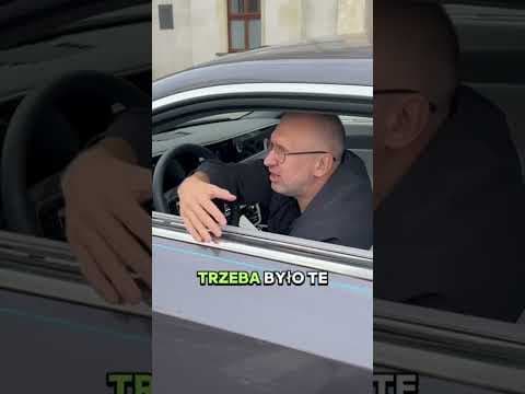 Ile go to kosztowało, on tylko wie.