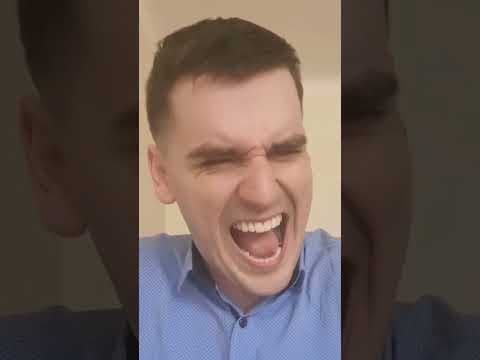 Piotr Latała - Stand-up Short (61s)