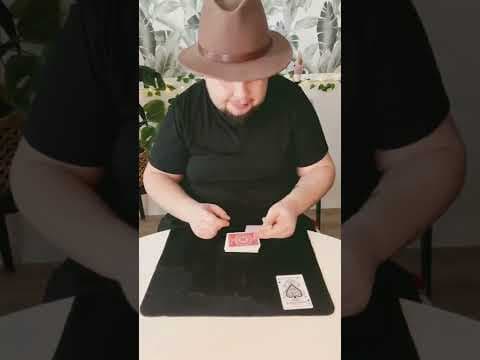 Jak odnaleźć 4 asy z potasowanej talii kart ?