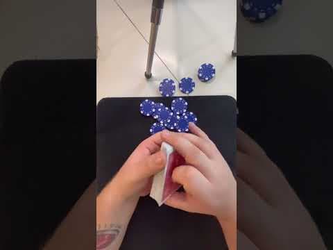 Karciany ASMR *z dźwiękiem i do końca*