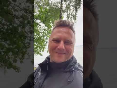 Bartosz Gajda: Dzieńdobry, Gutentag, Goodmorning