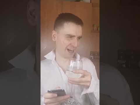 Piotr Latała - Stand-up Short (59s)
