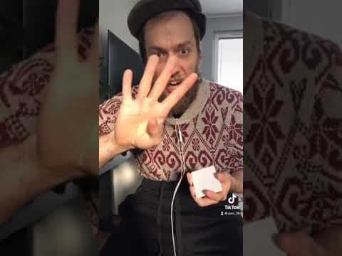 Magiczna sztuczka z kartami