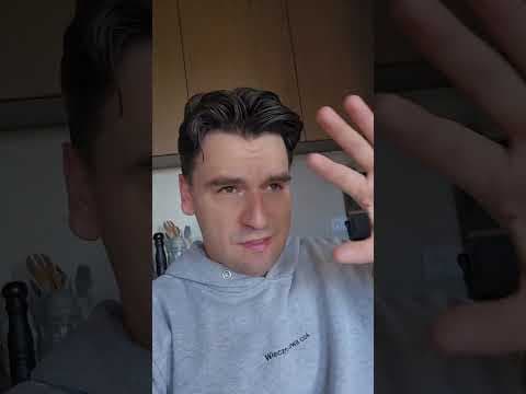 Piotr Latała - Stand-up Short (105s)