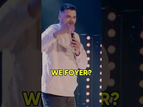 KURY MACAĆ A NIE NA SCENĘ