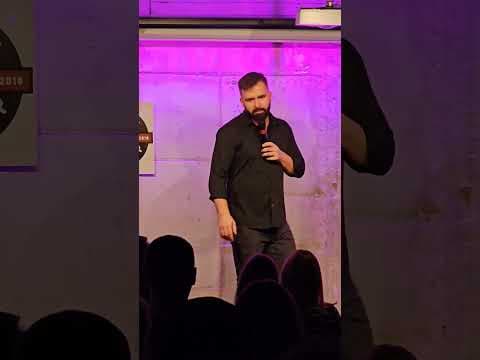 TYLKO DYSTANS BŁAGAM,JA TU ŻARTUJĘ TYLKO, NIE PROPAGUJĘ NIEWOLNICTWO XD